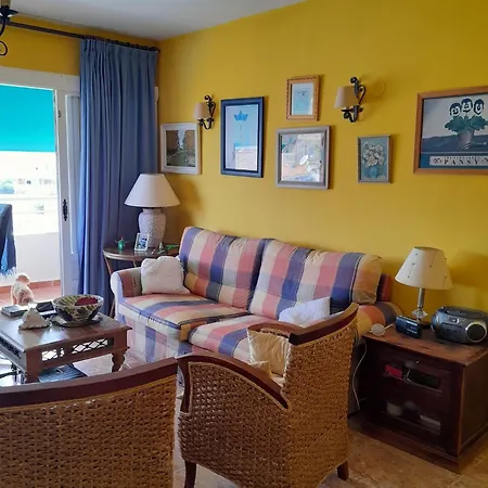 Don Pepe Apartment *